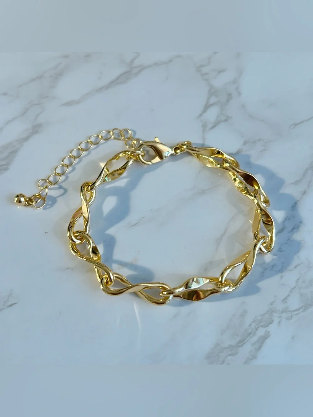 18k yellow gold filled Infinity ♾️ link 6” to 8.5” bracelet adjustable 🌟